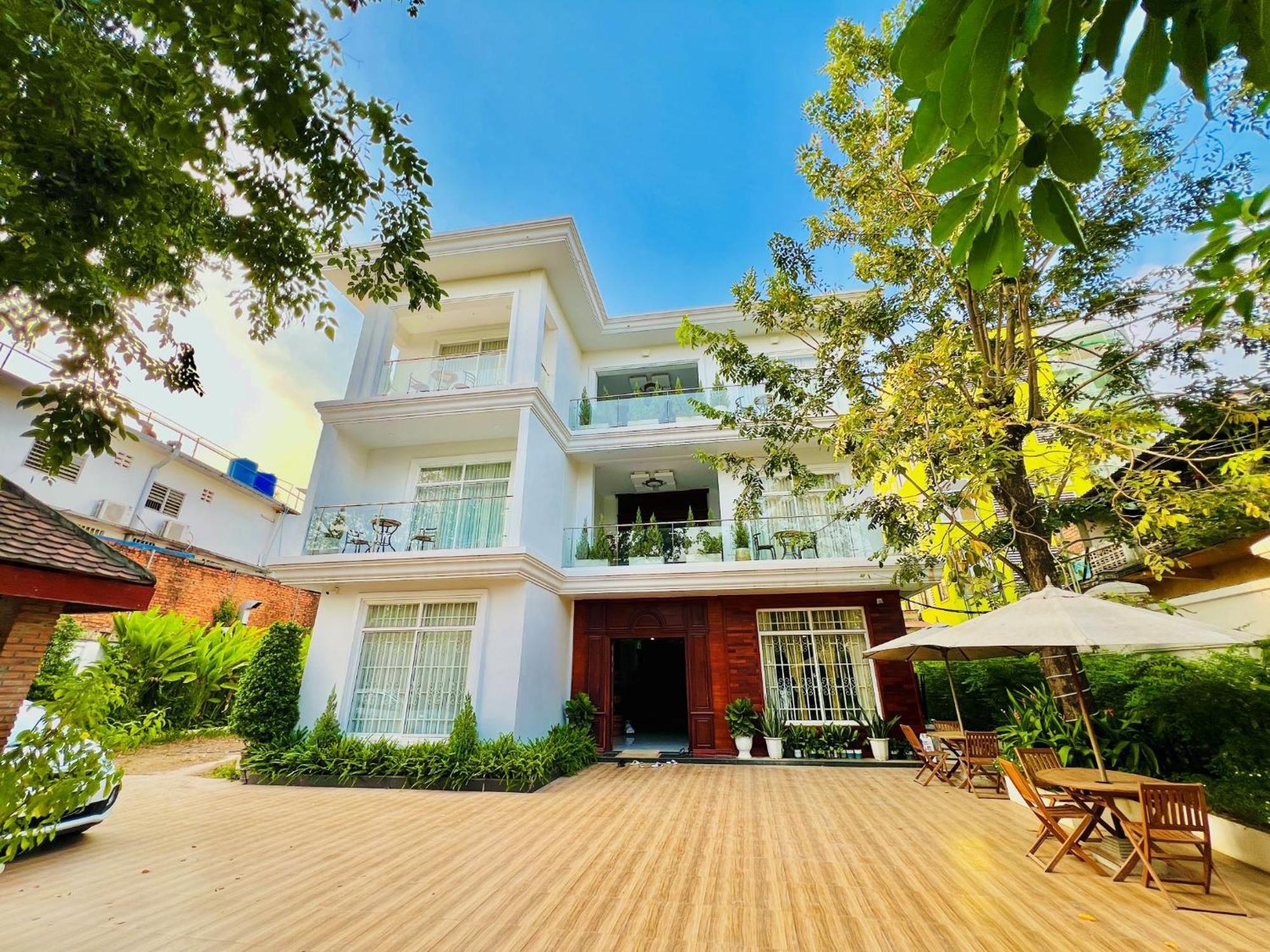 Nyna Villa Guesthouse Kampot Esterno foto